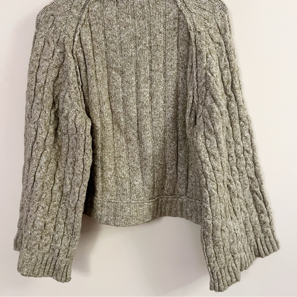 Free People Snow Bird Pullover Cable Knit Sweater Wide Sleeves Size Small - Picture 10 of 10
